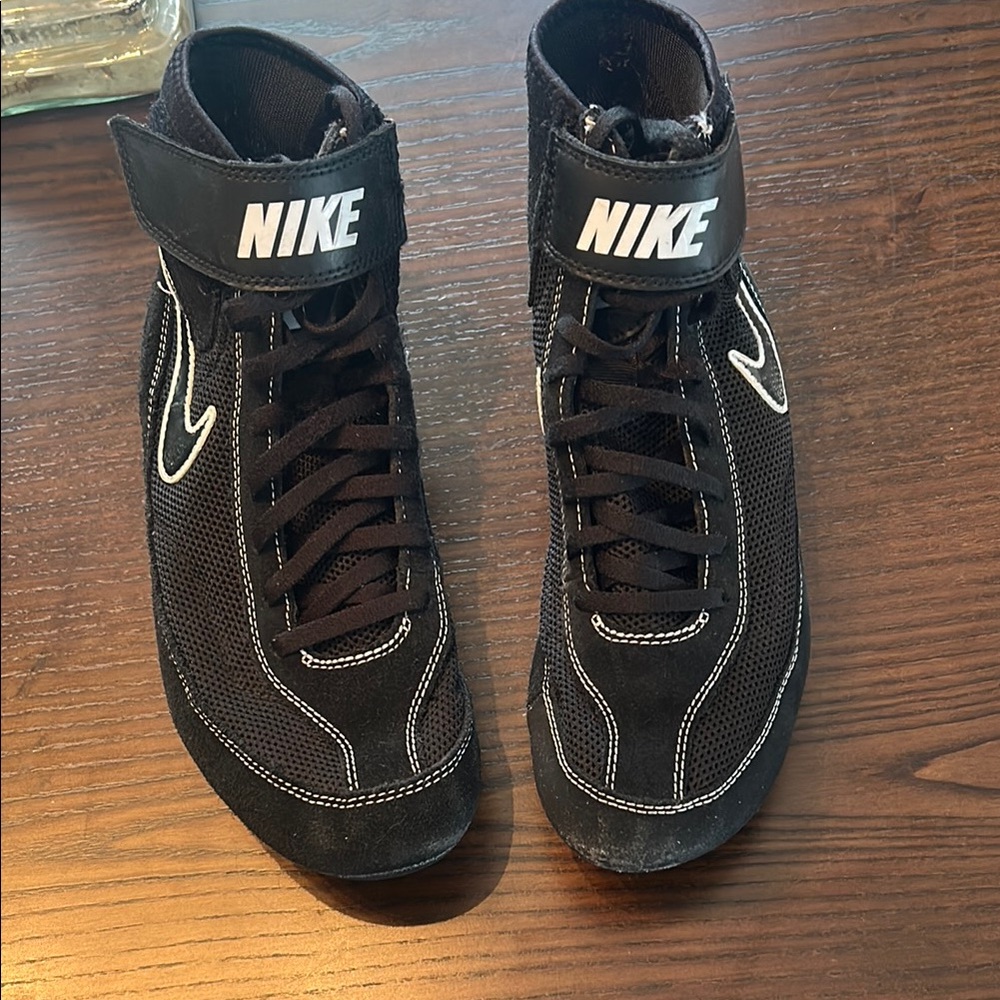 Nike Black Men's Wrestling Shoe